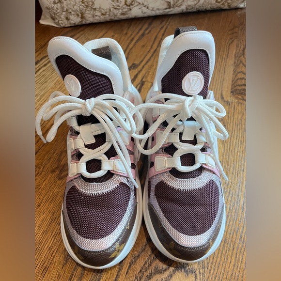 Pre own Louis Vuitton Pink and White Sneakers - Picture 1 of 11